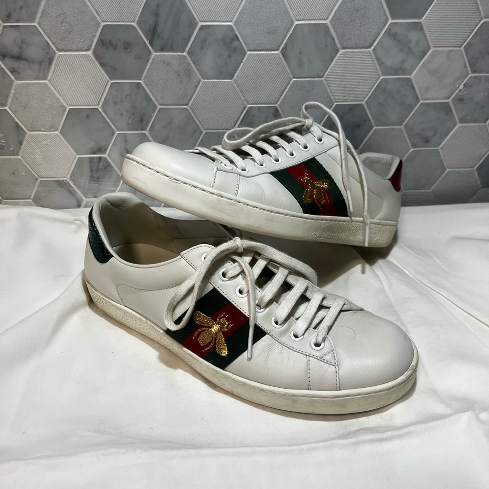 Gucci White Sneakers with Red and Green Stripes